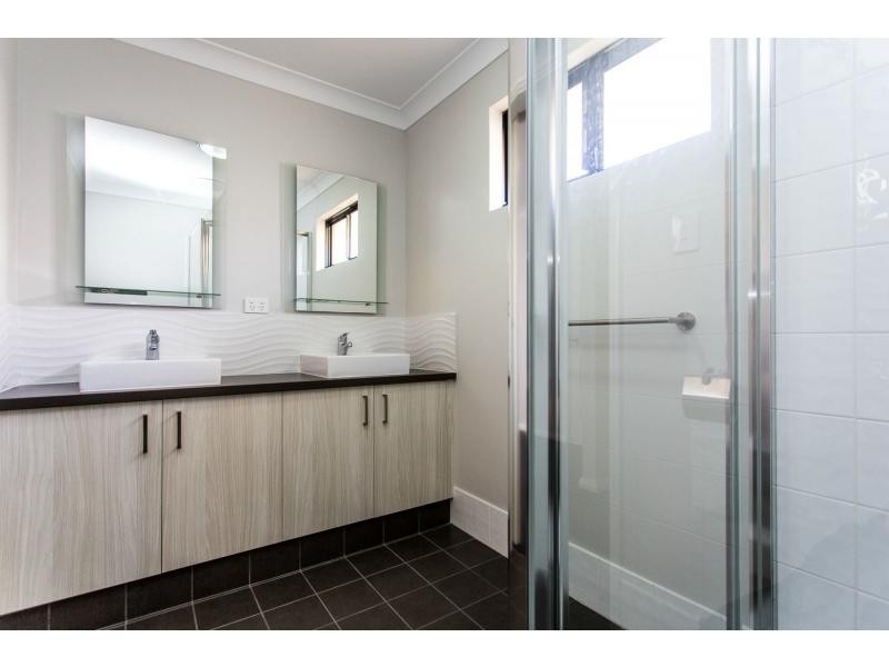 318 Southern River Road, Southern River WA 6110