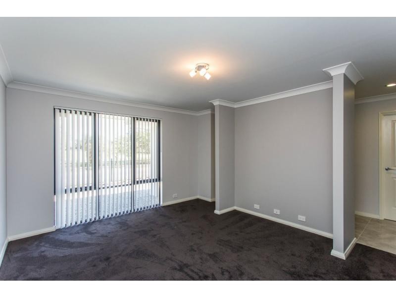 318 Southern River Road, Southern River WA 6110