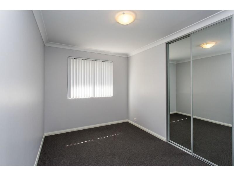 318 Southern River Road, Southern River WA 6110