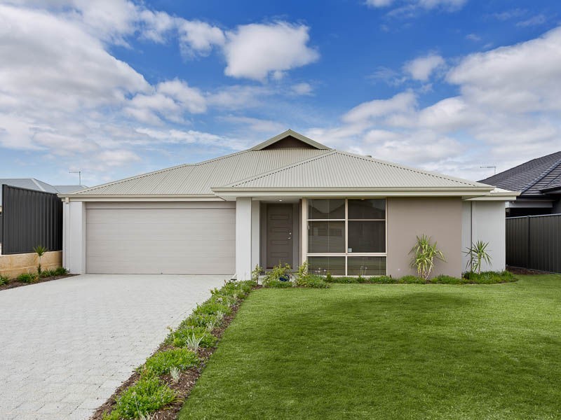 33 Albavale Roadway, Piara Waters WA 6112