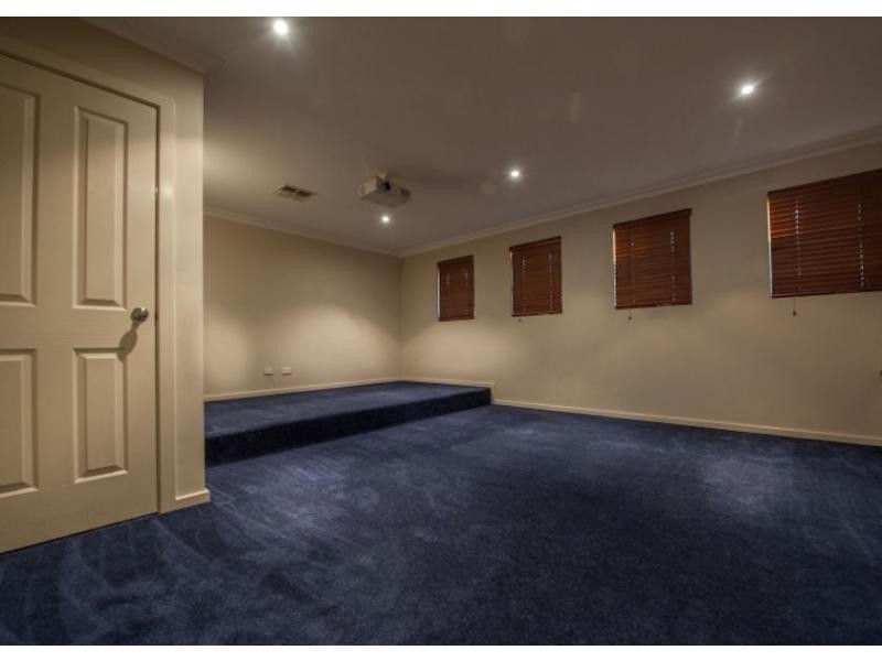 148 Yindana Boulevard, Lakelands WA 6180