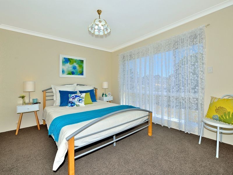 2 Brighton Place, Greenfields WA 6210