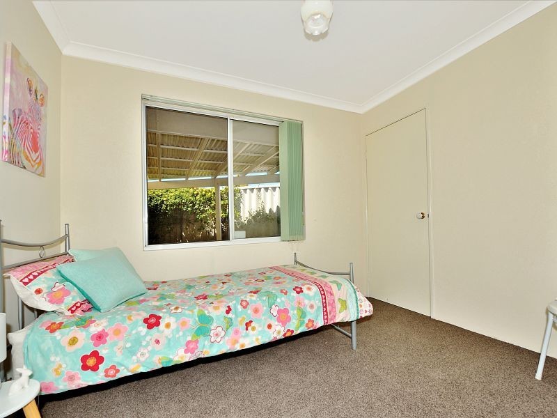 2 Brighton Place, Greenfields WA 6210