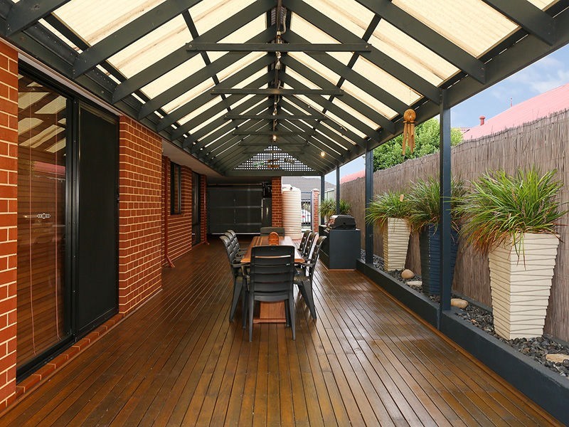 23 Stonewall Circuit, Landsdale WA 6065