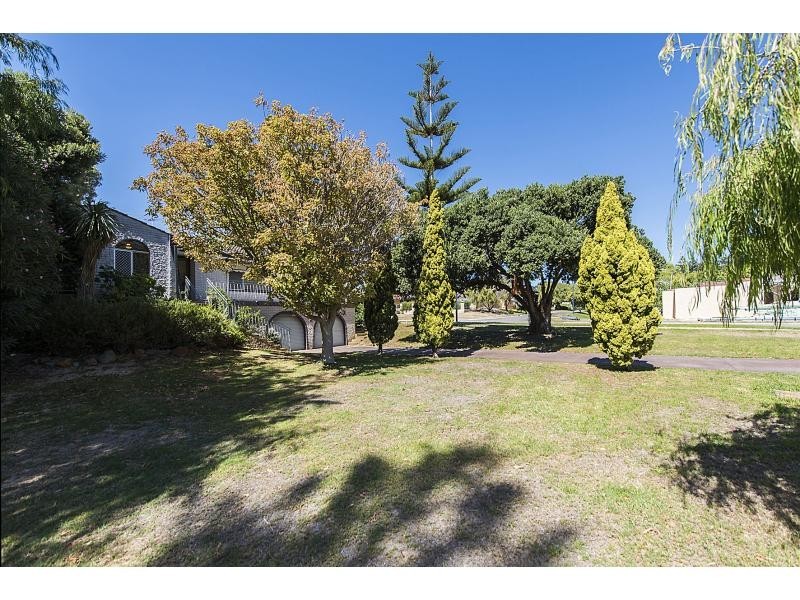 L1 & Lot 2/28 Churchill Avenue, Shoalwater WA 6169