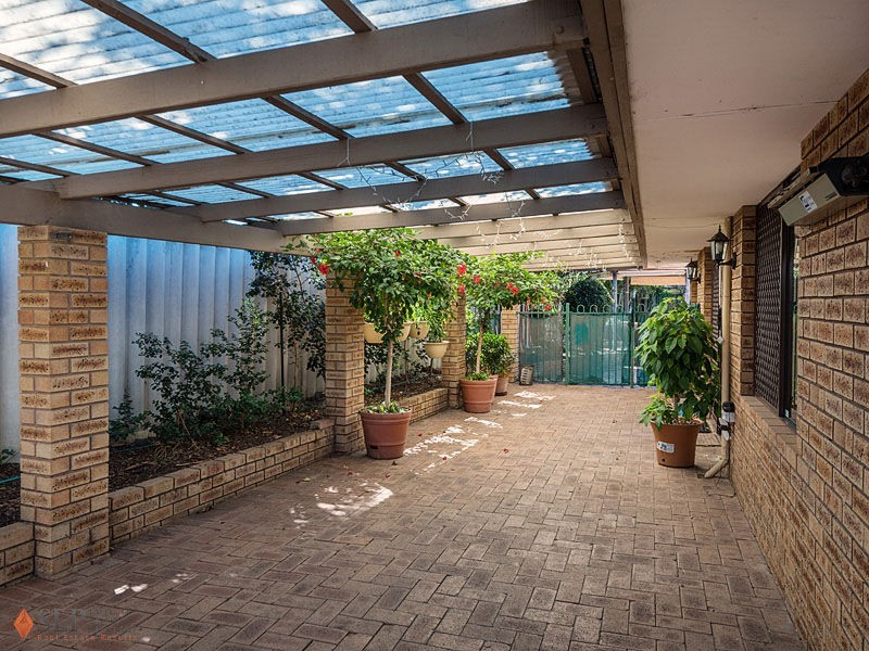 2 Plumridge Way, South Lake WA 6164