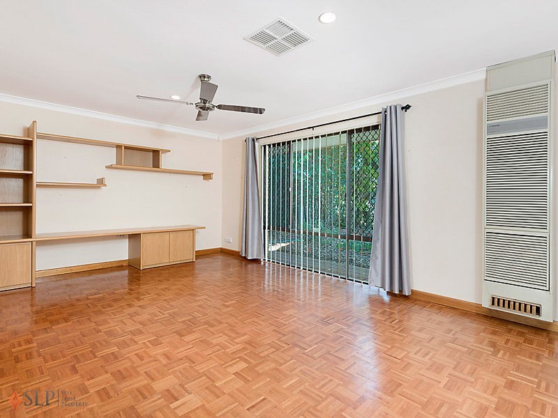 2 Plumridge Way, South Lake WA 6164