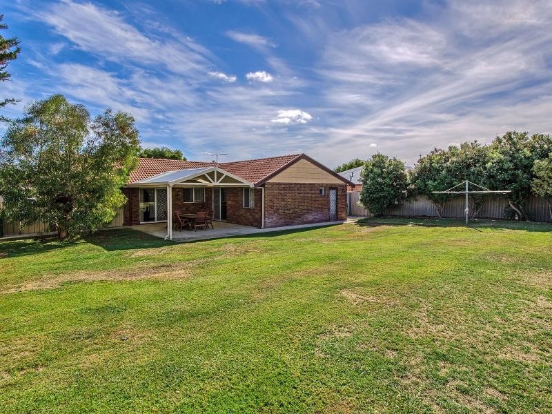 9 Cutter Road, Waikiki WA 6169