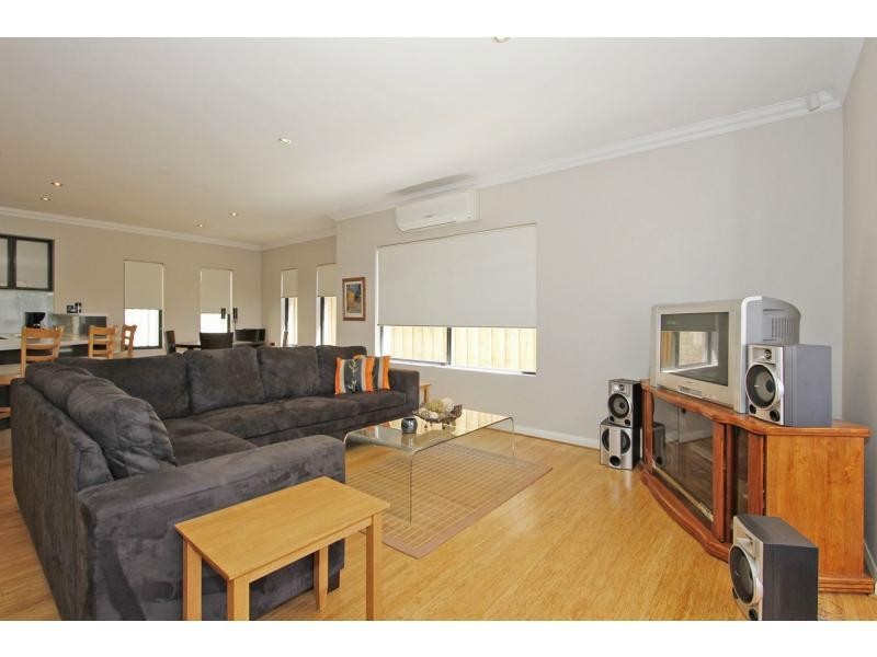 55A Fourth Avenue, Bassendean WA 6054