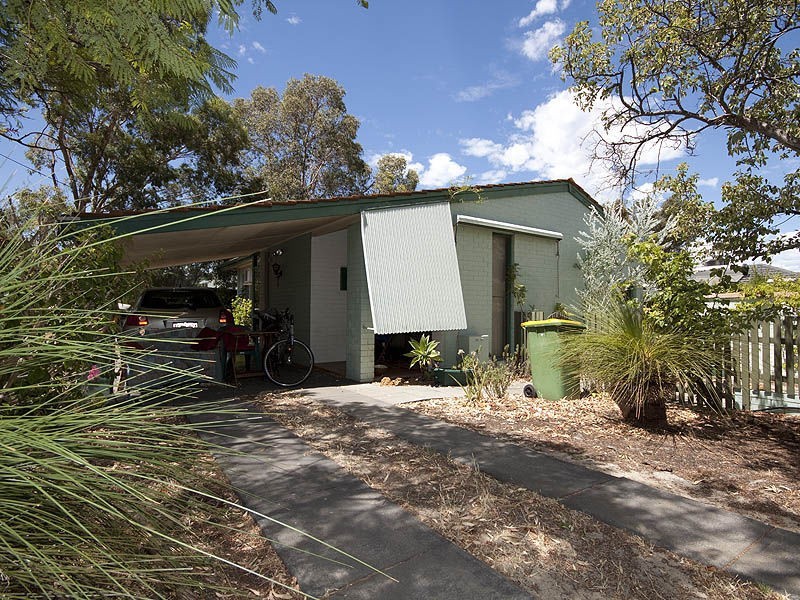 43 Heath Road, Kalamunda WA 6076