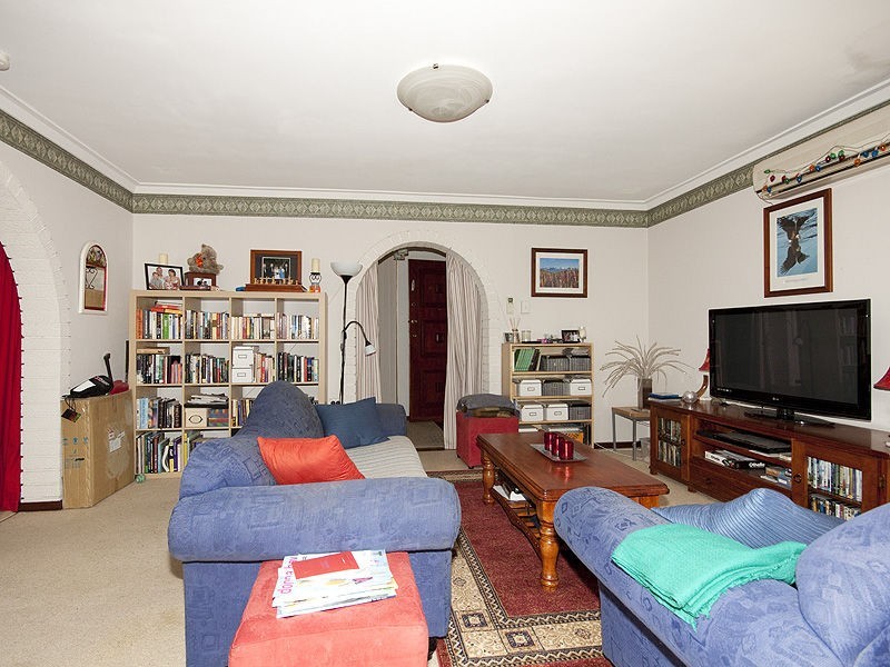 43 Heath Road, Kalamunda WA 6076