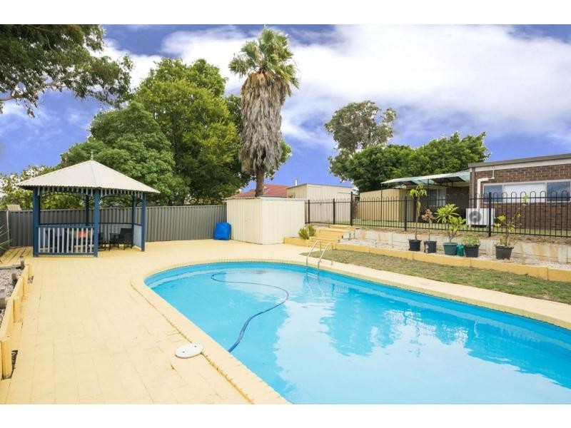 12 Meldrum Way, Koondoola WA 6064
