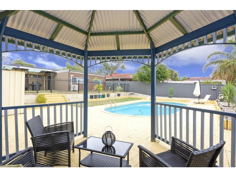 12 Meldrum Way, Koondoola WA 6064