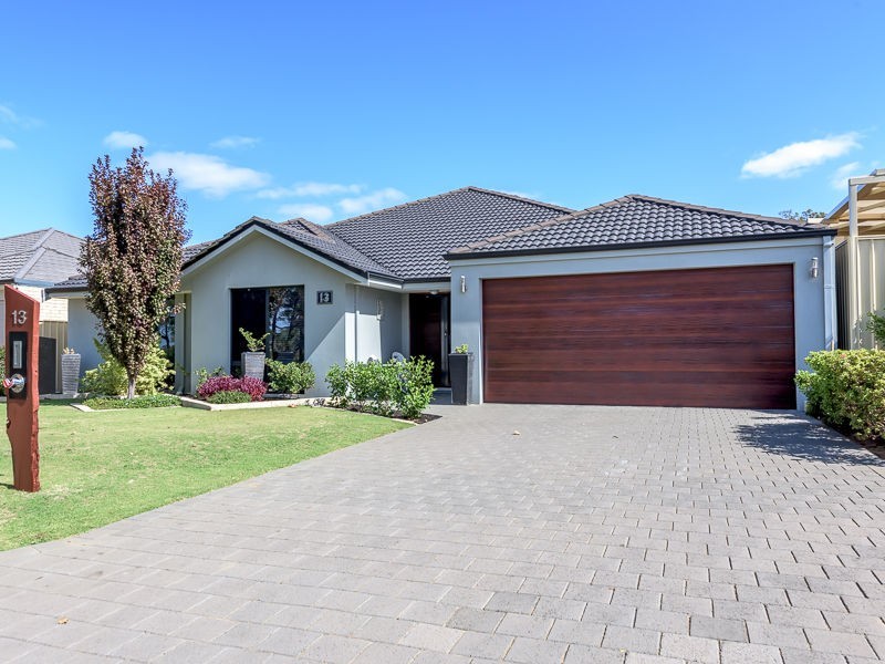 13 Gillson Mews, Baldivis WA 6171