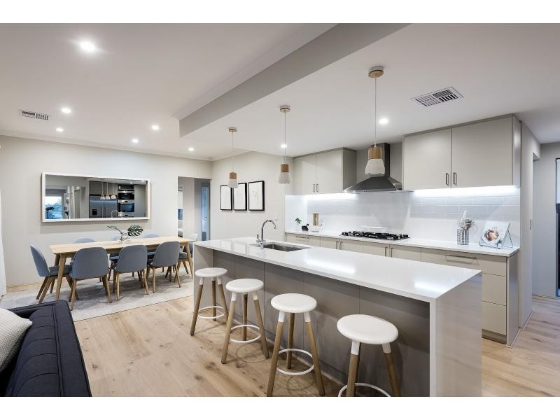 27 Radiant Glade, Eglinton WA 6034