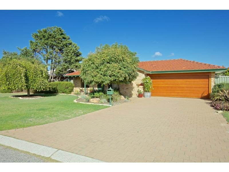 15 Inlet Grove, Mullaloo WA 6027