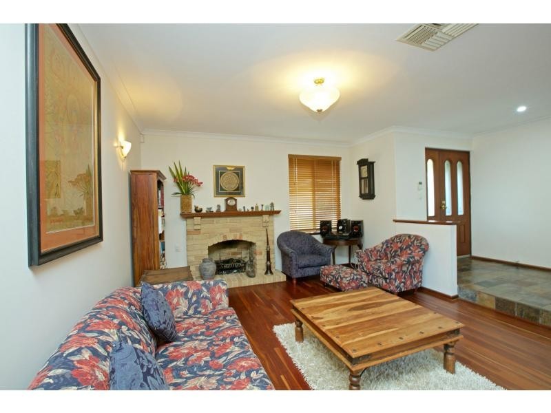 15 Inlet Grove, Mullaloo WA 6027