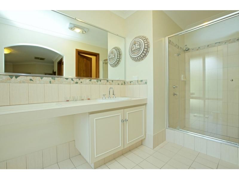 15 Inlet Grove, Mullaloo WA 6027