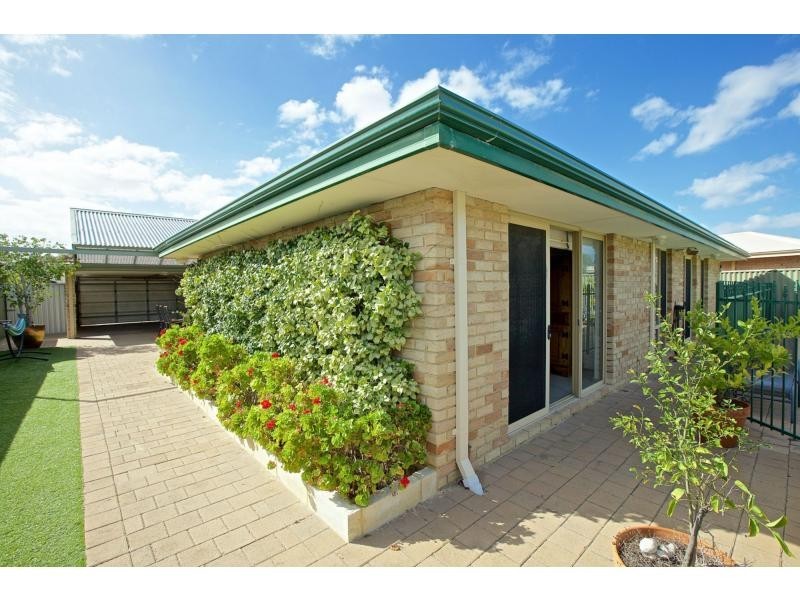 15 Inlet Grove, Mullaloo WA 6027
