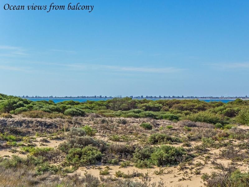 9/2 Long Beach Rise, Port Kennedy WA 6172