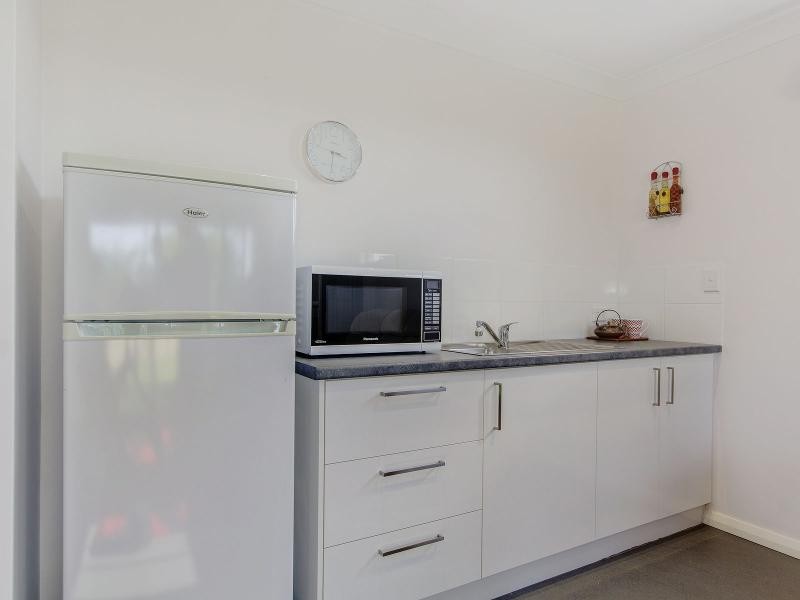 9/2 Long Beach Rise, Port Kennedy WA 6172