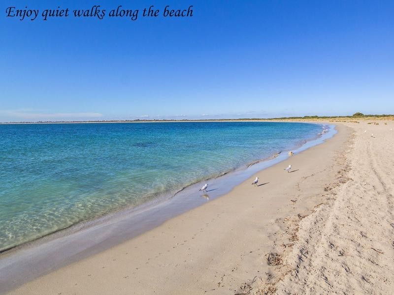 9/2 Long Beach Rise, Port Kennedy WA 6172