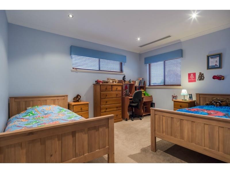 5 Chisholm Link, Madeley WA 6065