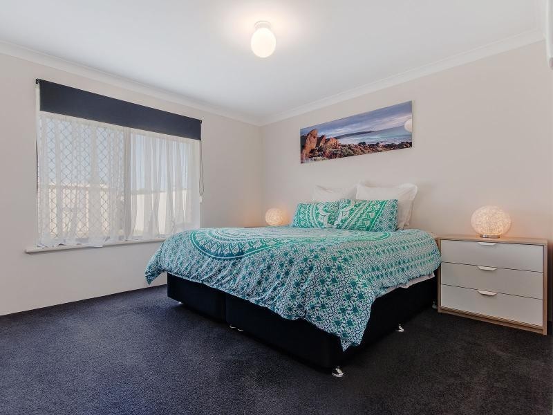 37 Hennessy Way, Rockingham WA 6168