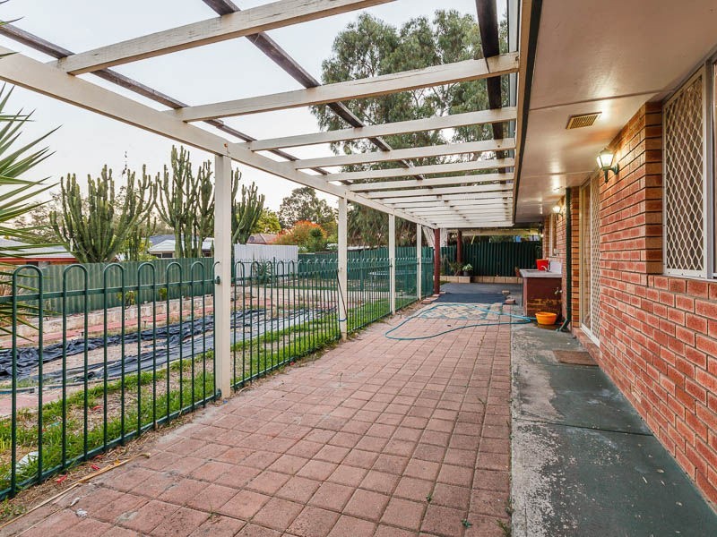 38 Rendell Way, Koondoola WA 6064