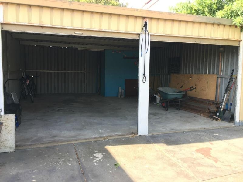 86 Leighton Road, Halls Head WA 6210