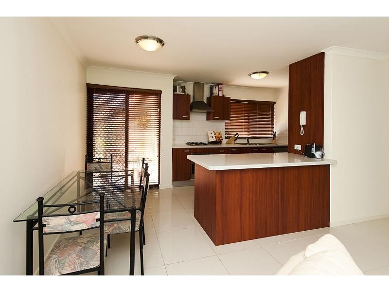 3/4 Lichfield Street, Victoria Park WA 6100
