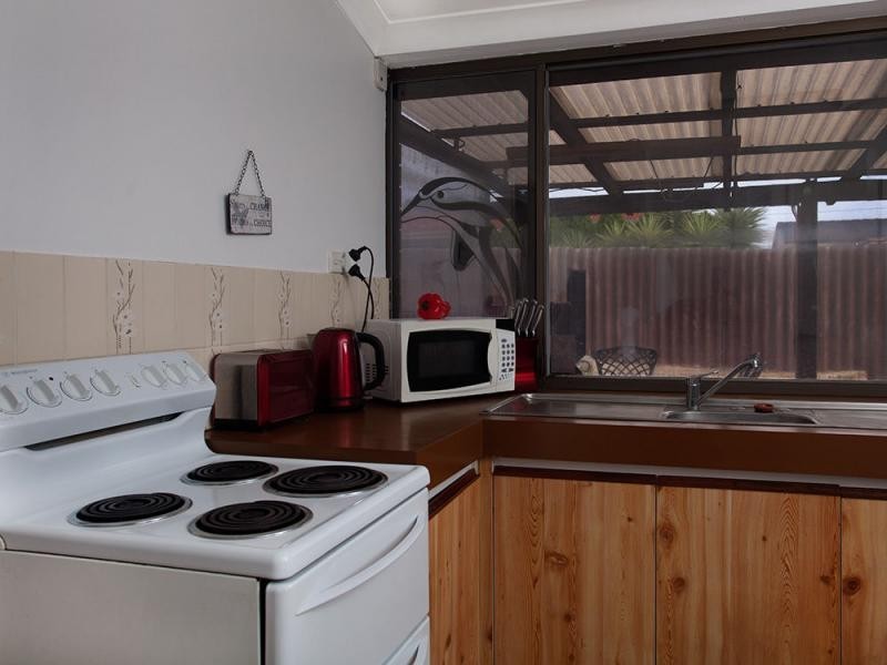 29 Parmelia Way, Craigie WA 6025