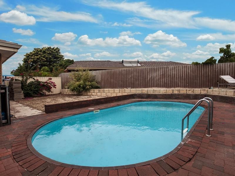 29 Parmelia Way, Craigie WA 6025