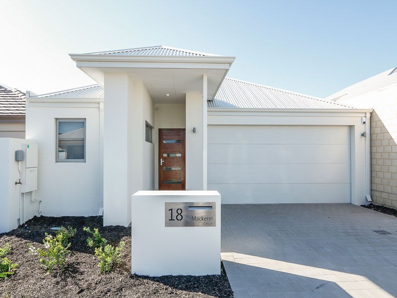 18 Mackerel Circuit, Alkimos WA 6038