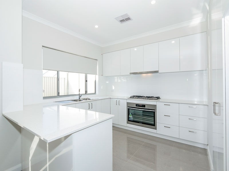 18 Mackerel Circuit, Alkimos WA 6038