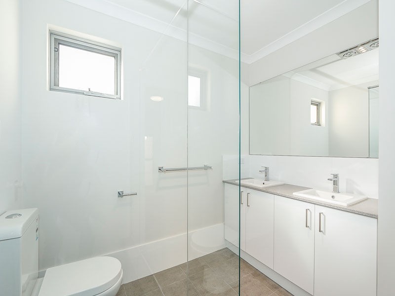 18 Mackerel Circuit, Alkimos WA 6038