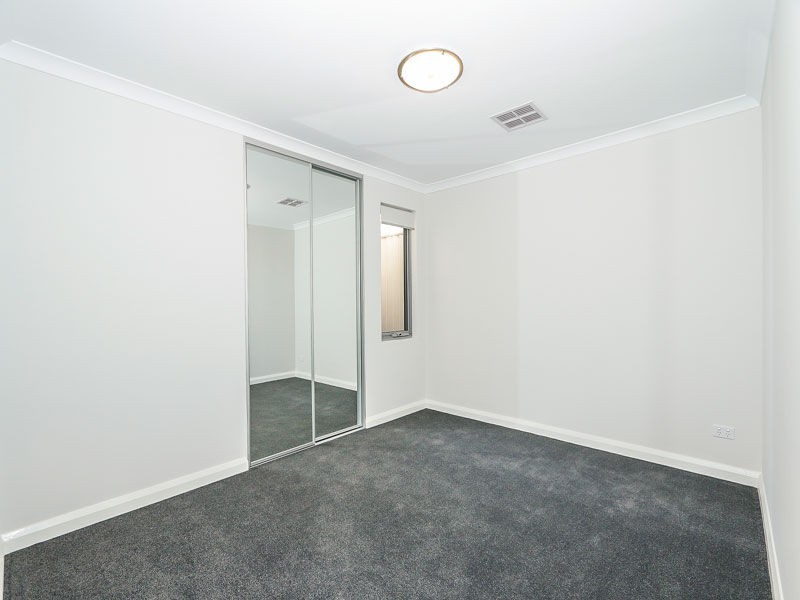 18 Mackerel Circuit, Alkimos WA 6038