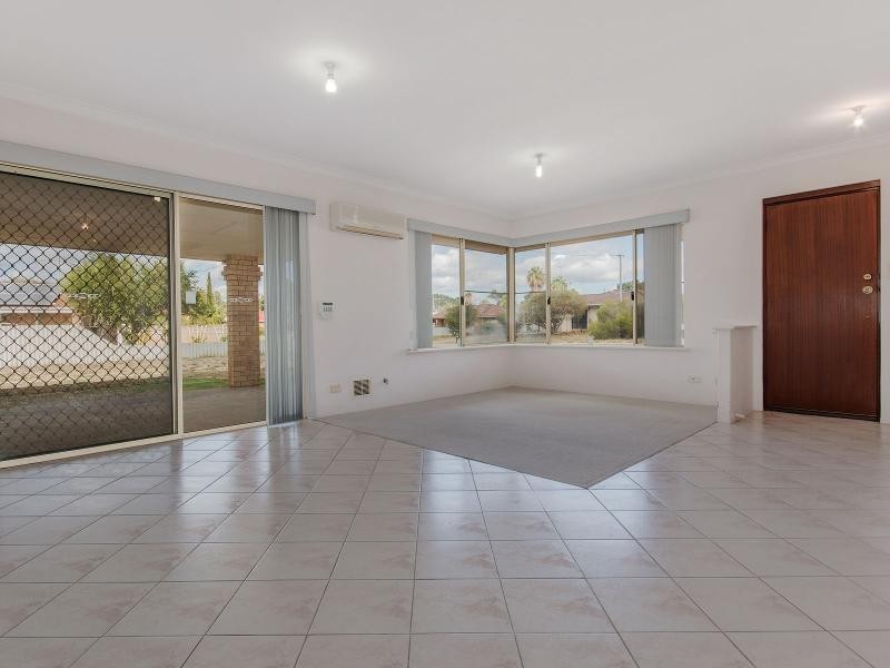 15 Mekong Way, Greenfields WA 6210