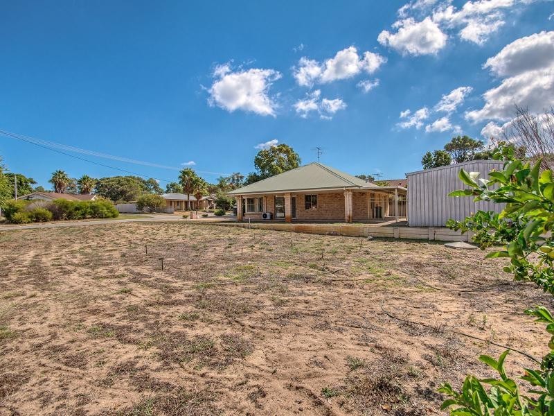 15 Mekong Way, Greenfields WA 6210