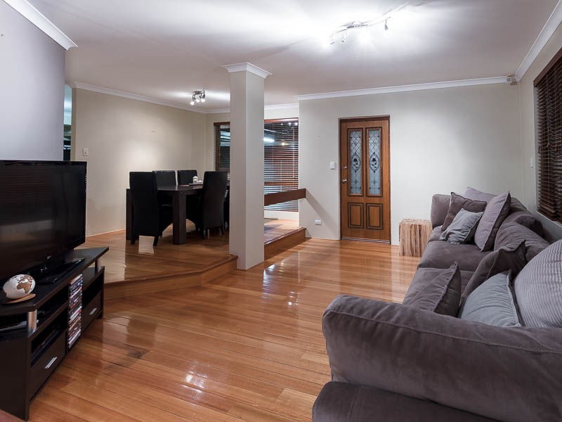 53 Pelican Parade, Ballajura WA 6066