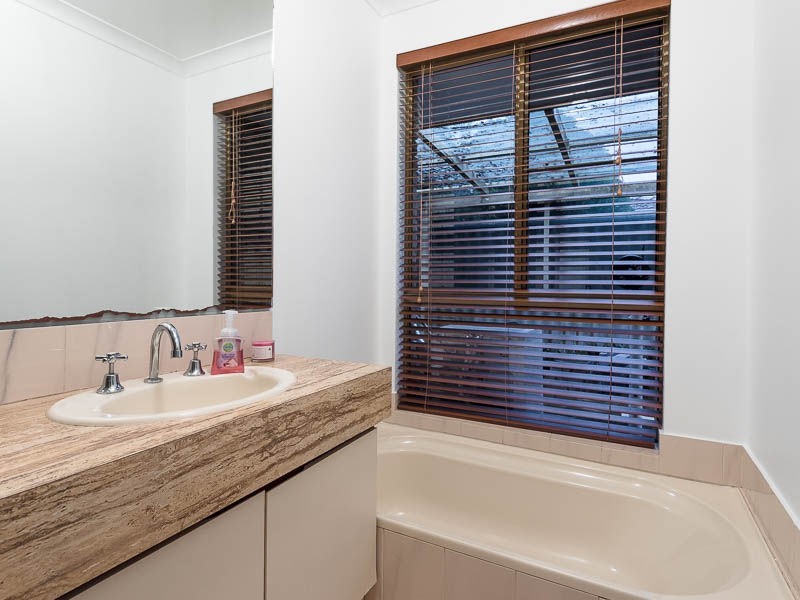 53 Pelican Parade, Ballajura WA 6066
