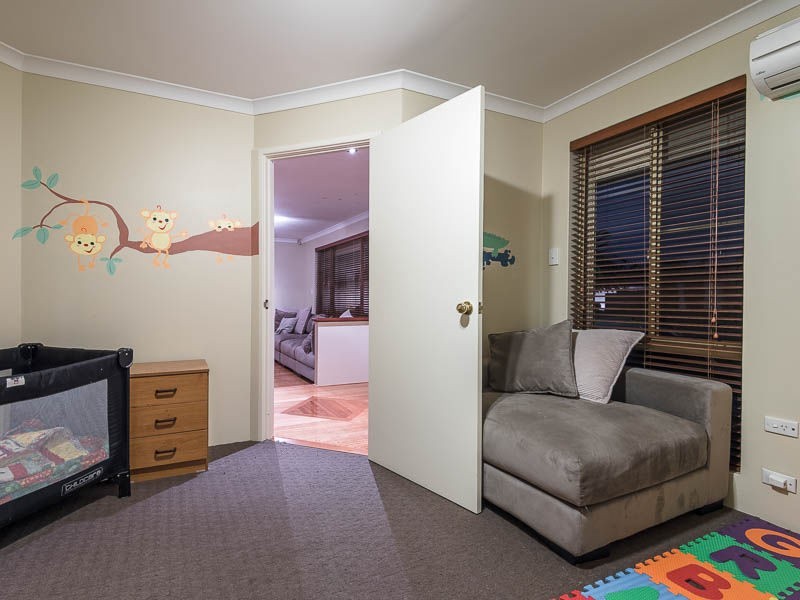 53 Pelican Parade, Ballajura WA 6066