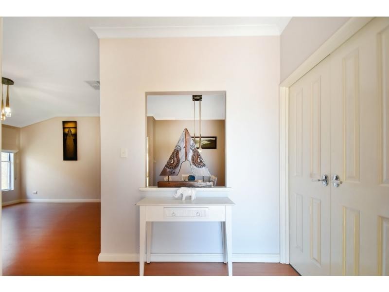 10 Abrolhos Drive, Heathridge WA 6027