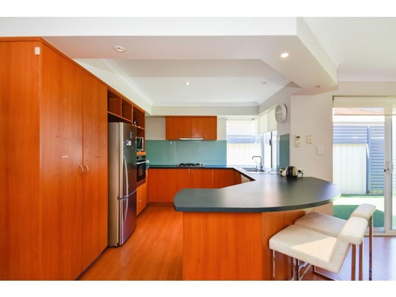 10 Abrolhos Drive, Heathridge WA 6027