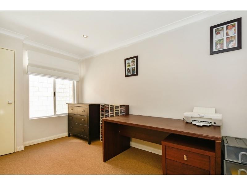 10 Abrolhos Drive, Heathridge WA 6027