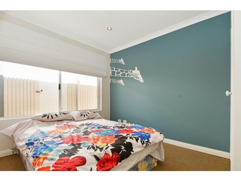 10 Abrolhos Drive, Heathridge WA 6027