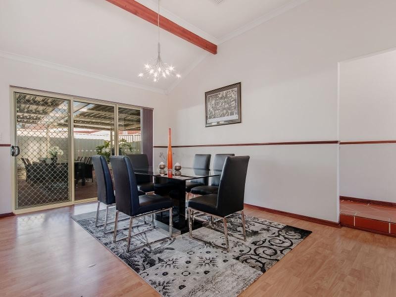 18 St Tropez Court, Port Kennedy WA 6172