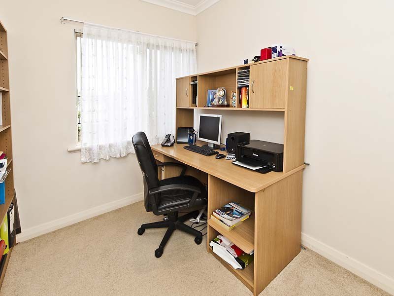 2 Fermaner Street, Karrinyup WA 6018