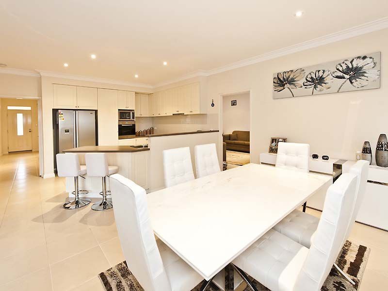 2 Fermaner Street, Karrinyup WA 6018