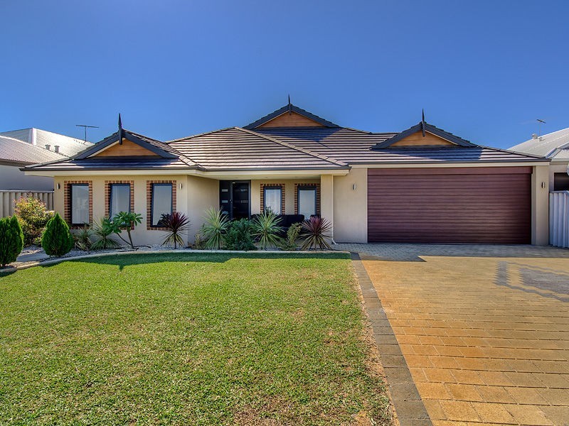 18 Swifts Court, Rockingham WA 6168